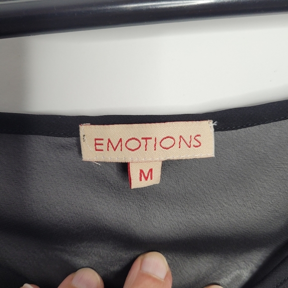 Sheer black cami size medium - Picture 7 of 9